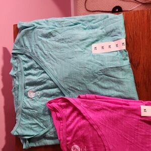 Bundle: NWT SO Longsleeve tees 2x - teal and purple ; and GUC peach bell sleeved